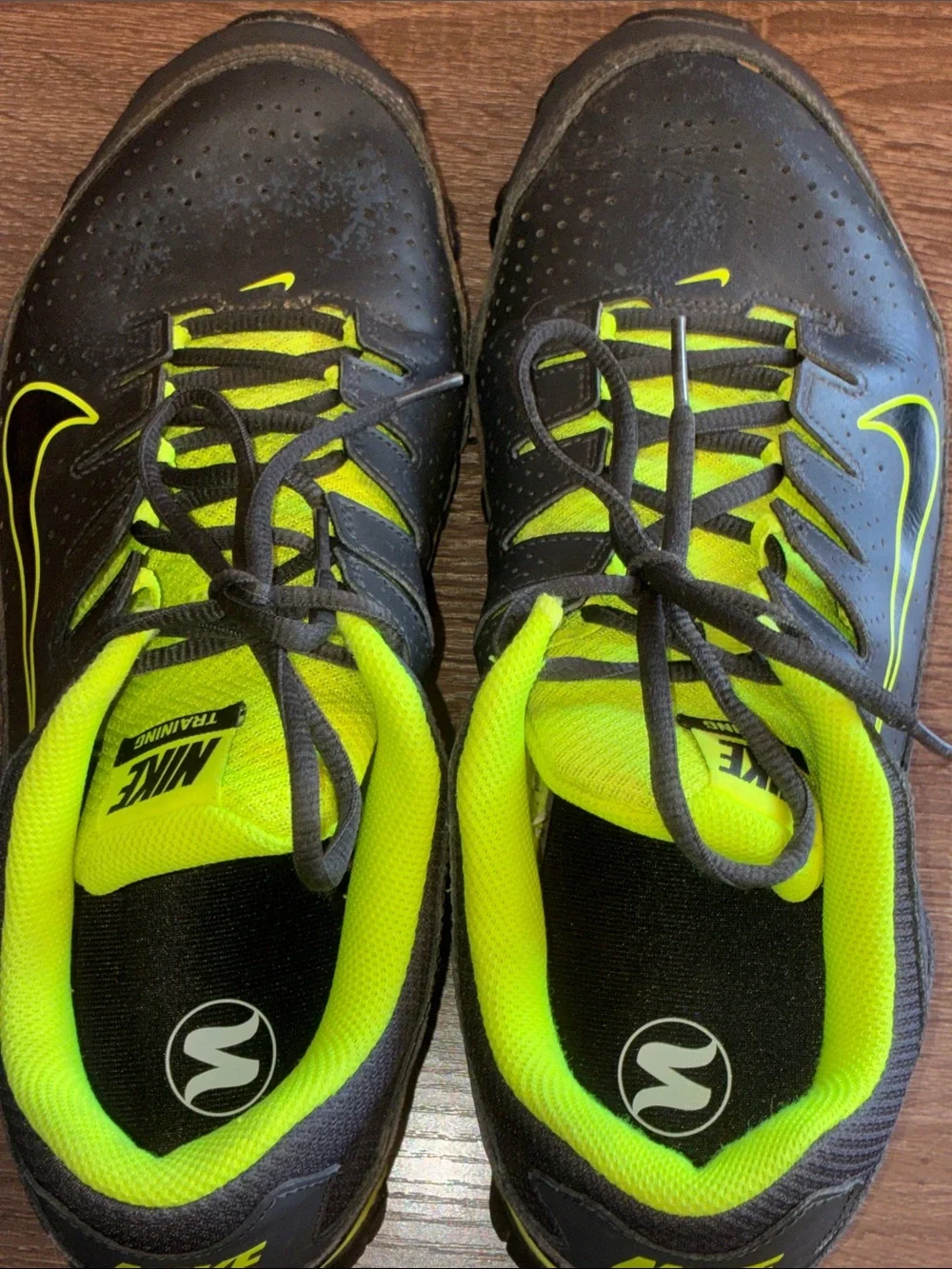 Pre Owned Nike Reax 8 TR Anthracite Black Volt Men’s Size 11.5